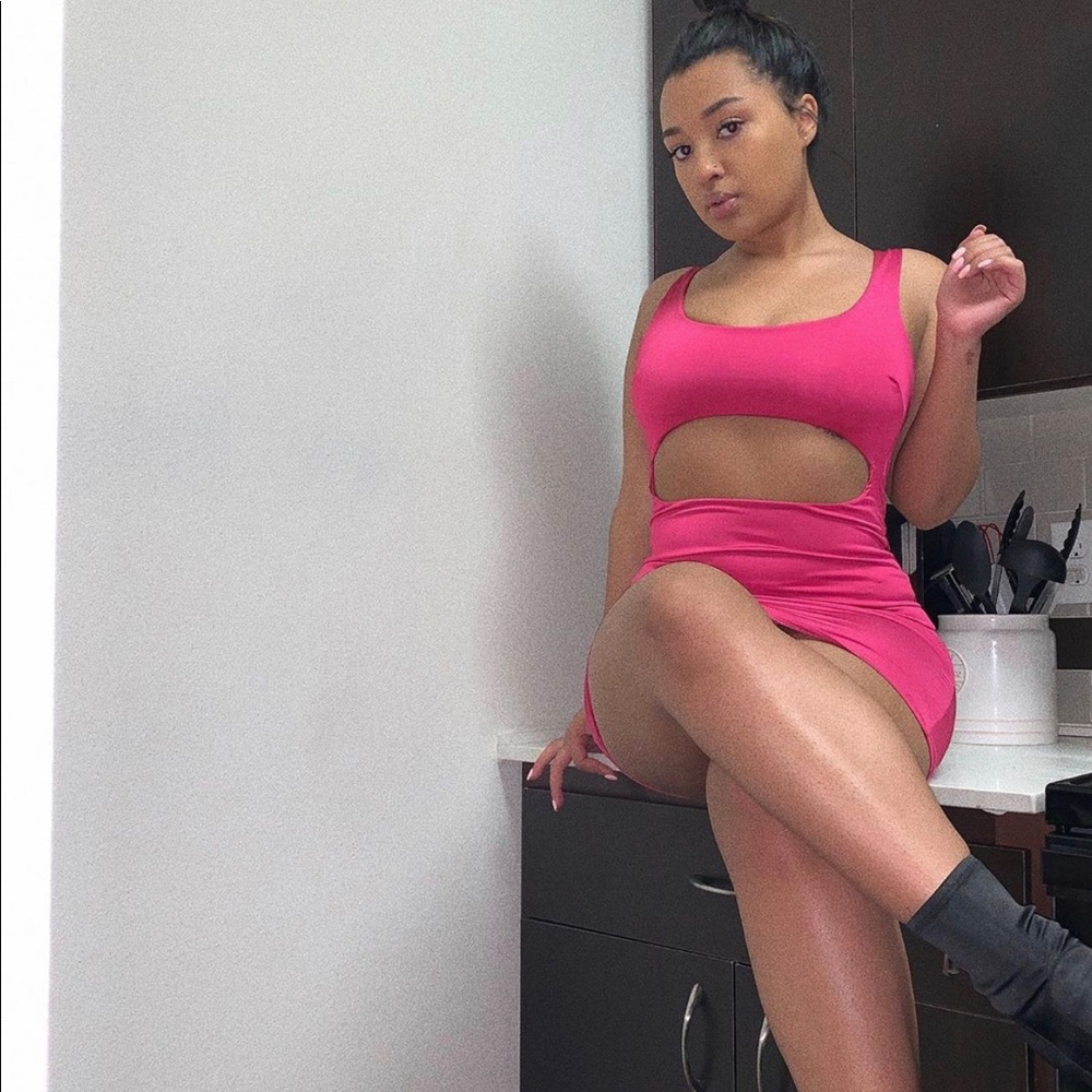 Pink Kim k dress